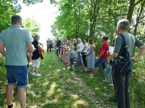 Wortgottesdienst an der Weingartenkapelle (Foto: Karl-Franz Thiede)